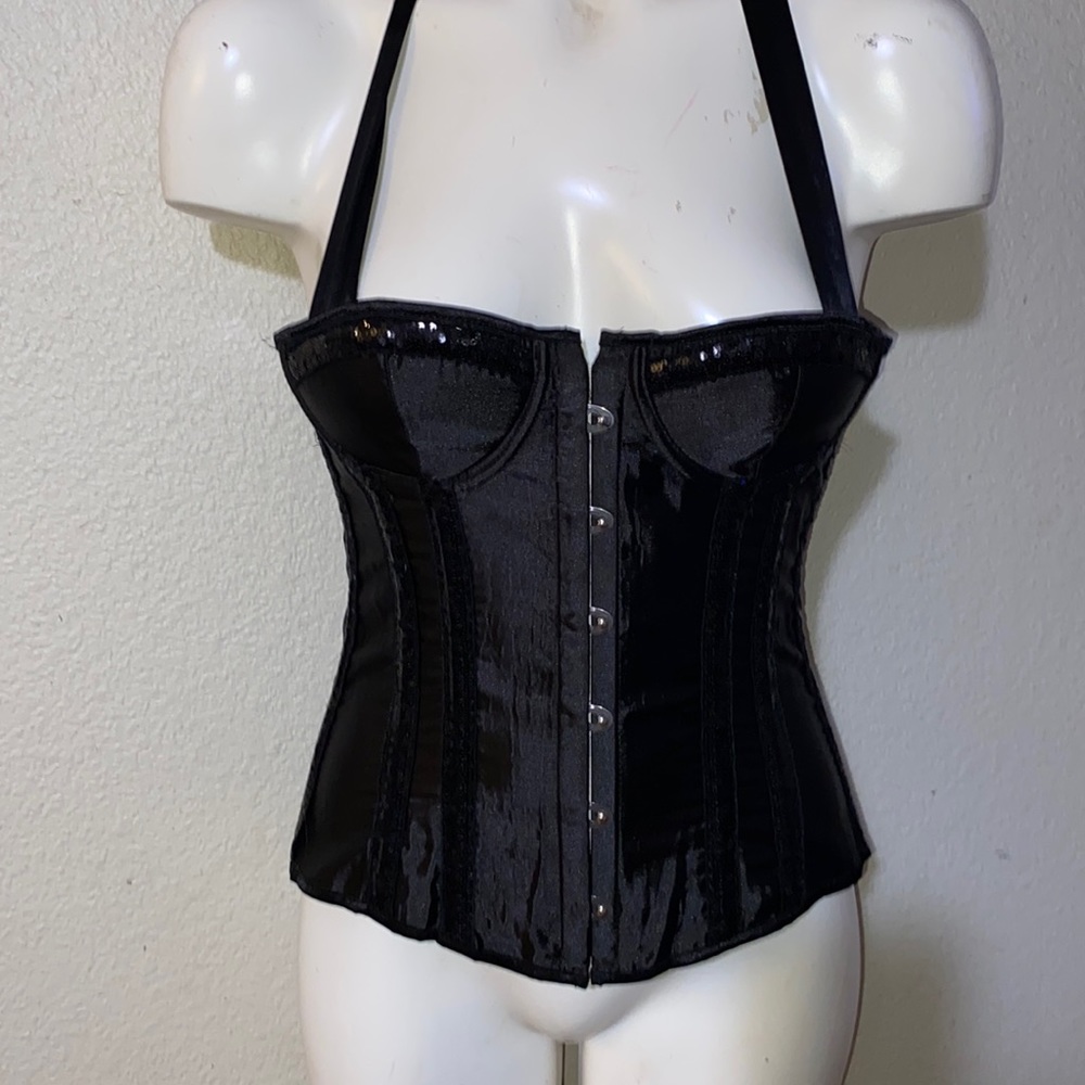 Black Corset - Lace Up Back - black ribbon - boning - M